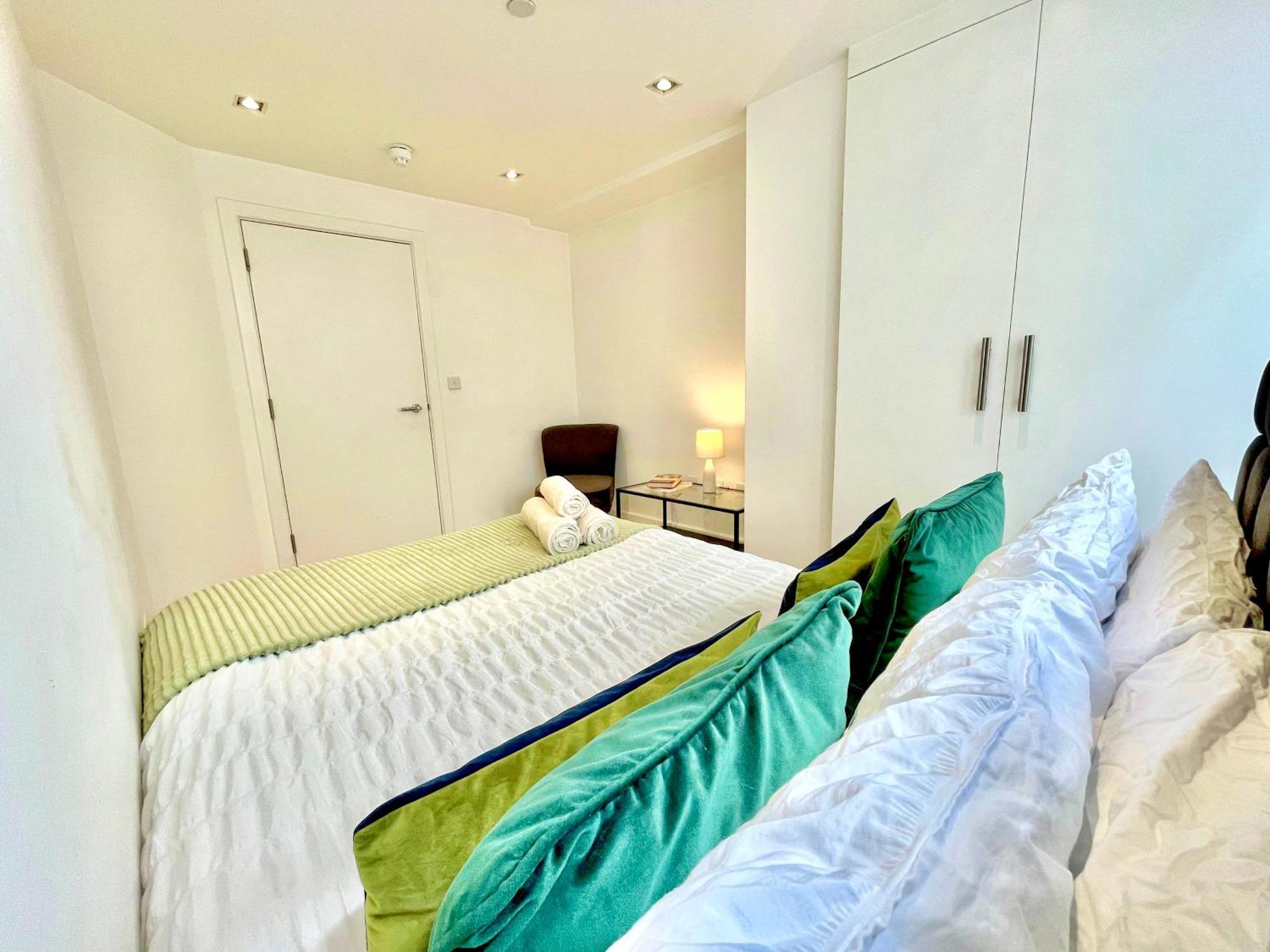 Chic 3 Bedroom Flat With Private Terrace In Holloway Near Finsbury Park Appartement