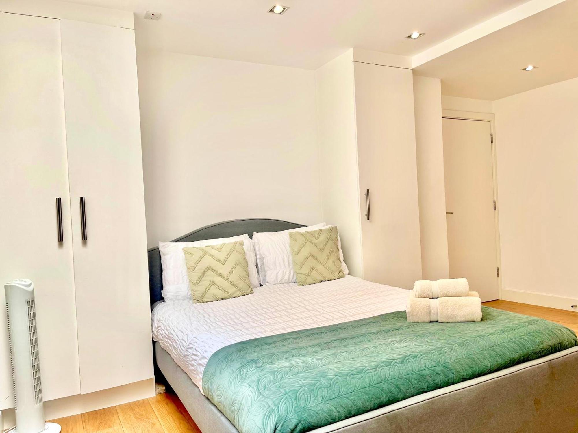 Chic 3 Bedroom Flat With Private Terrace In Holloway Near Finsbury Park Londres